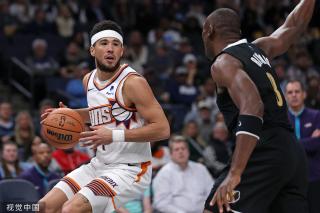 边路进攻堪 边路进攻堪