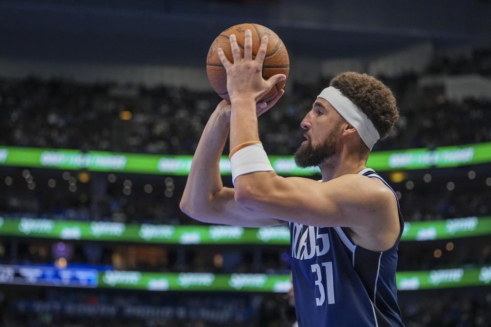 加深了他与 加深了他与